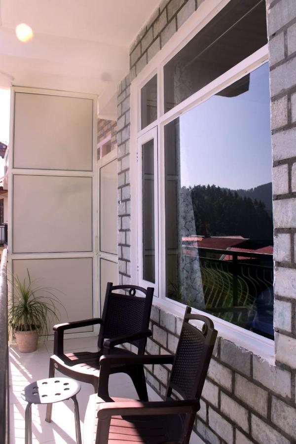Him Aashrey B&B Homestay Шимла Екстериор снимка