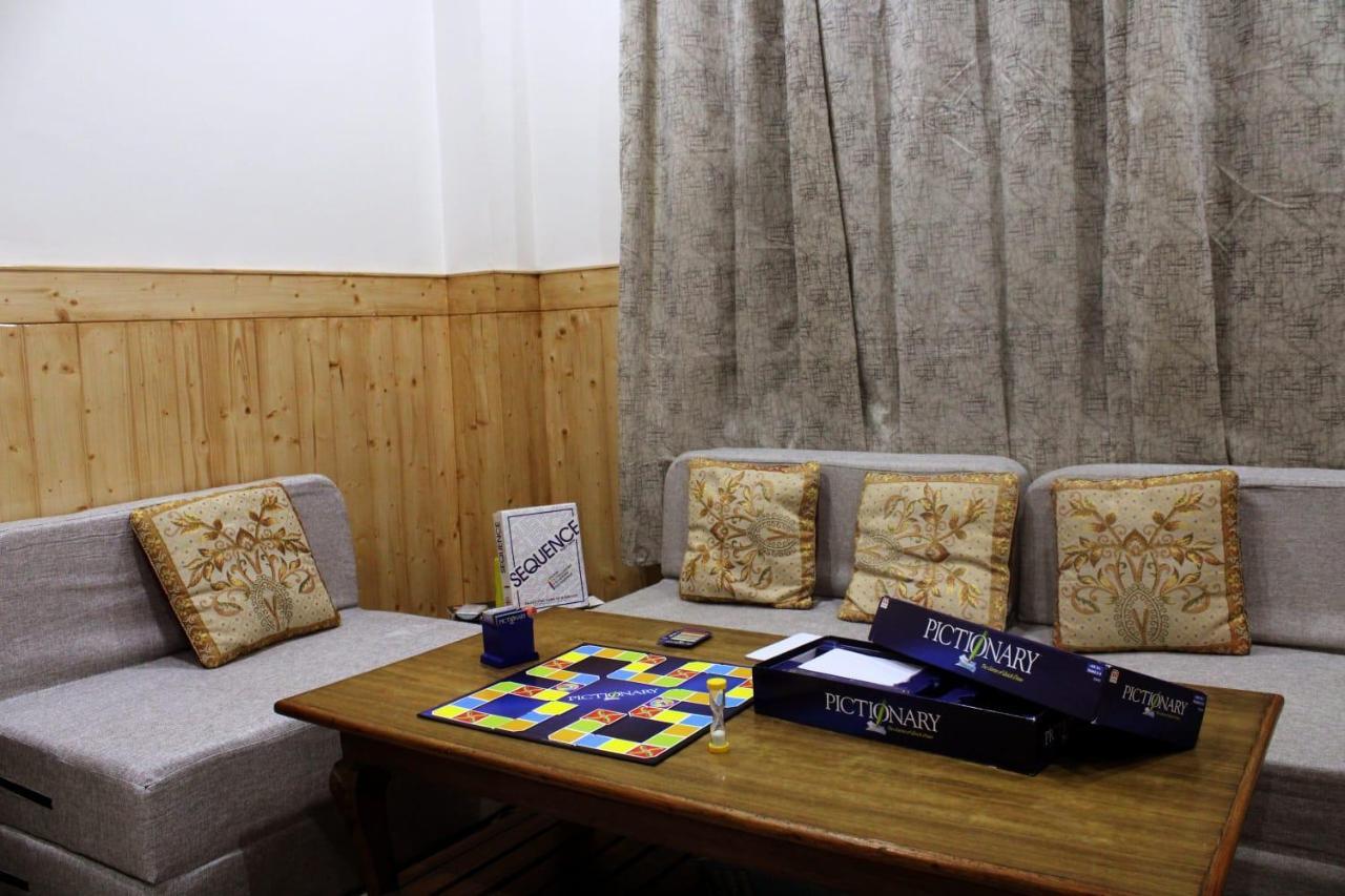 Him Aashrey B&B Homestay Шимла Екстериор снимка